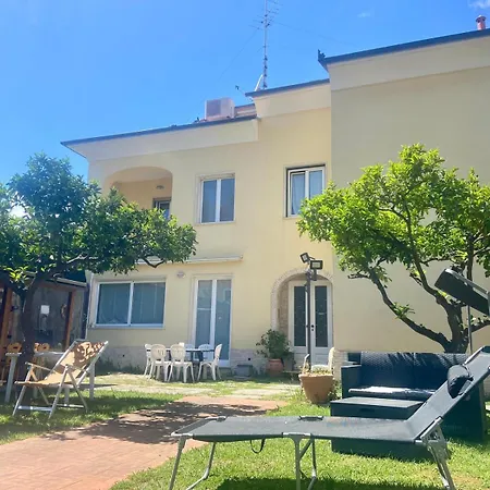 Marcellina - Piazza San Giovanni, Giardino Privato, Jacuzzi E Barbecue וילה