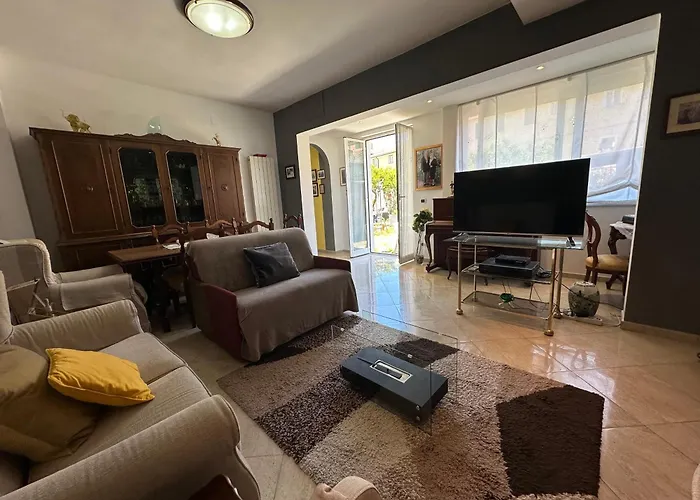 Marcellina - Piazza San Giovanni, Giardino Privato, Jacuzzi E Barbecue Loano