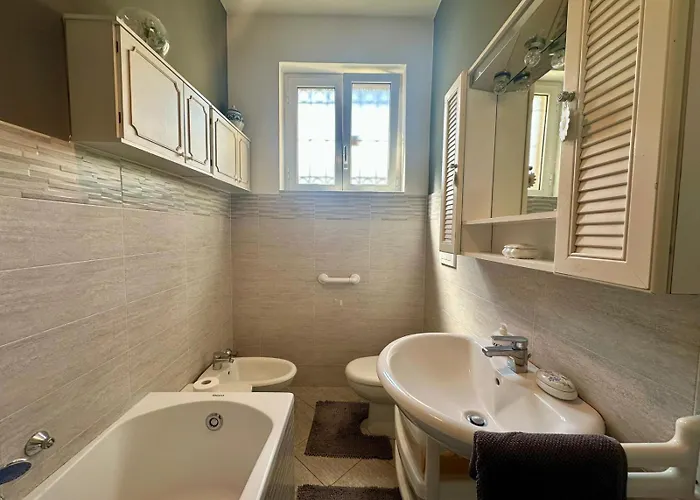 Marcellina - Piazza San Giovanni, Giardino Privato, Jacuzzi E Barbecue Villa *