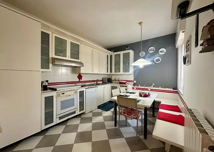 Marcellina - Piazza San Giovanni, Giardino Privato, Jacuzzi E Barbecue